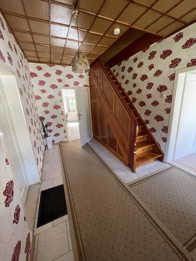 Haus mit Baugrundstück in Top Ortslage – Flur