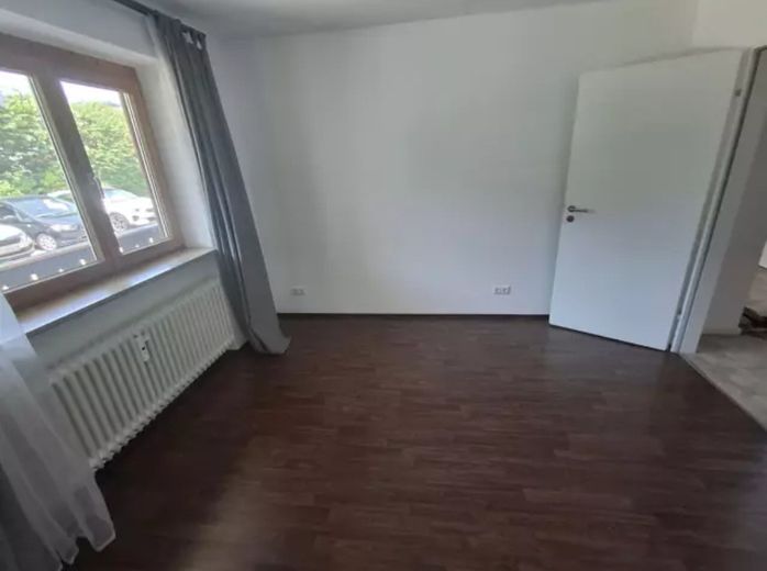 Appartamento di 2 locali al piano rialzato con piccola vista sulle montagne e ampio balcone - SENZA PROVVIGIONE – Foto 6