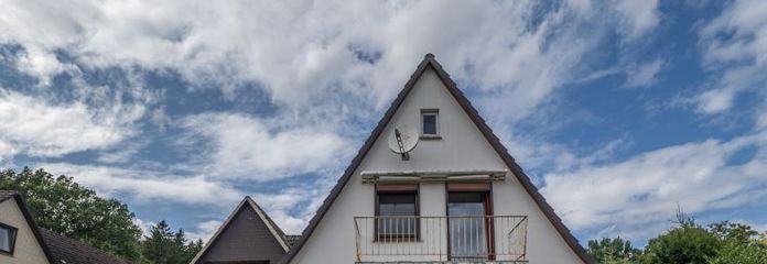 Immer mit dem Blick ins Grüne! Ein- oder Zweifamilienhaus am Waldrand in Buxtehude-Süd.