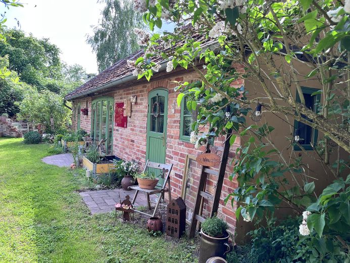 21 Hektar Paradies – Häuser, edle Nebengebäude, Acker, Wiesen, Wald und Wasser – Foto 22
