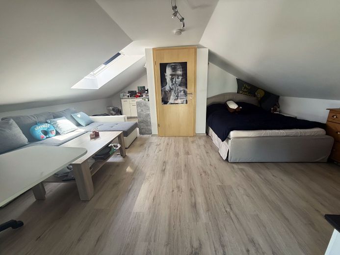 ++ Provisionsfrei ++ Doppelhaushälfte mit traumhaftem Ausblick in Weichs – Ausgebautes Dachgeschoss