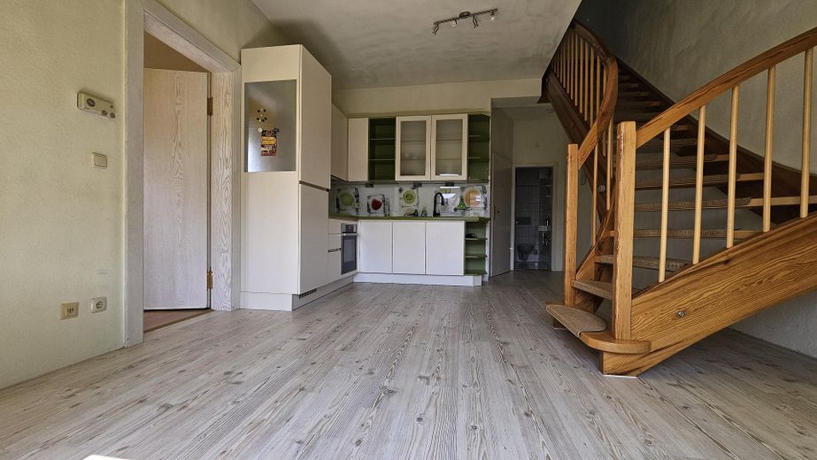 Über den Dächern von Baden-Baden – Charmante Maisonette-Wohnung mit Panoramablick nahe Festspielhaus – Foto 2