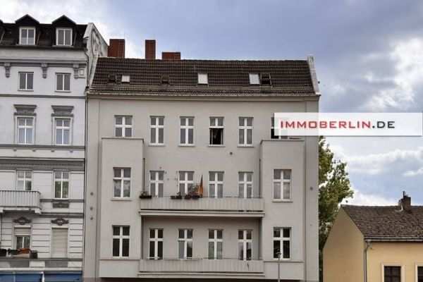 IMMOBERLIN.DE - Dachgeschossrohling für max. 4 Wohnungen ca. 290 m2 mit Bauvorbescheid