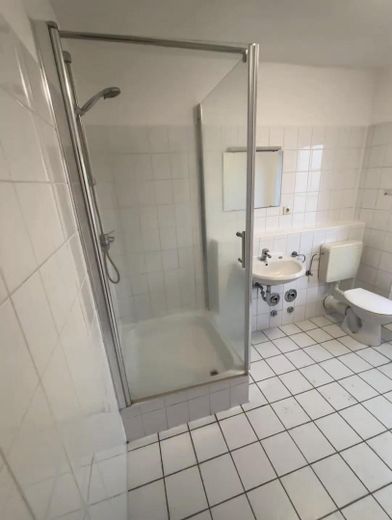 Helle 1,5 Zi. Wohnung mit Balkon – Foto 3