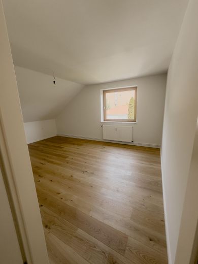 Sofort bezugsfrei nach Renovierung | Findorff | Garage | provisionsfrei | nahe Bürgerpark – Schlafzimmer