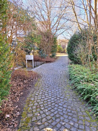 Hauseingang Vorgarten 