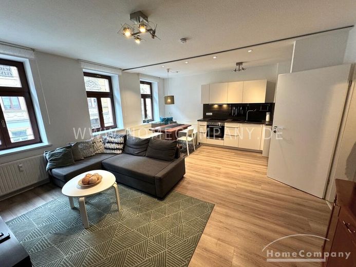 11657833 HomeCompany Dresden Möbliert/Furnished 3-Zimmer Apartment in Dresden-Neustadt max. 3 Personen – 8ee9cdc698599eba64ebad9b407e272701bbb46c-1.jpg