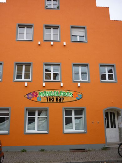 Gastronomie / Cocktailbar zu Verpachten – Außenansicht