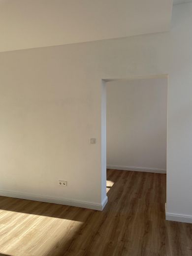 Wohnzimmer mit Küchenzugang