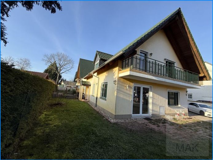 MAK Immobilien: Dreifamilienhaus zum Verkauf 12529 Schönefeld – Foto 1