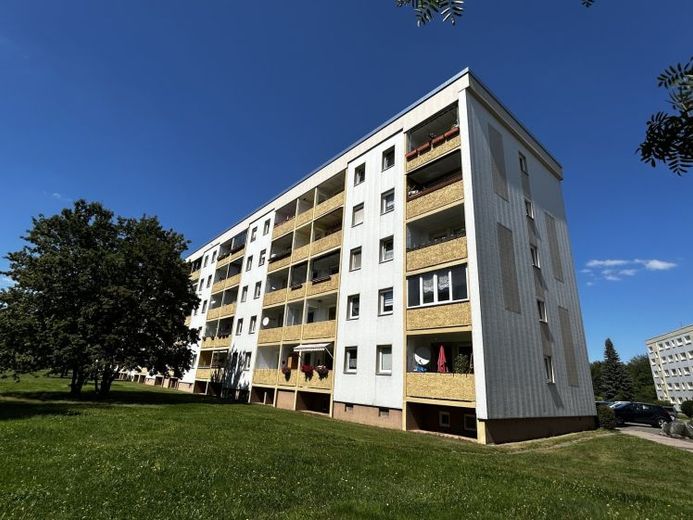 Helle 3-Raumwhg. mit Loggia und EBK in Zwickau-Mosel! – Foto 1