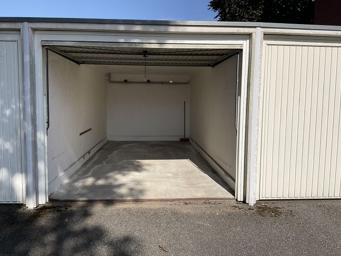 Helle 2-Zimmer-Eigentumswohnung mit Loggia und Garage in ruhiger Lage von Nortorf – Garage