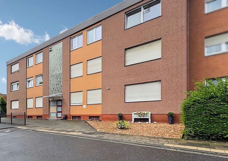 APPARTEMENT DE 2 PIÈCES - GARAGE-JARDIN-CAVE | SANS AGENT IMMOBILIER | – Foto 1