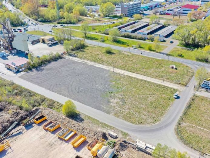 **TOP** Freifläche bis zu 17.000 m² - 0,50 €/m² Monat -teilbar- HRO-Schmarl -verkehrsgünstig- – Foto 1