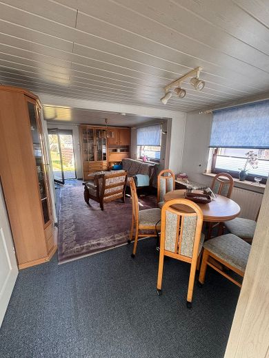 Charmante maison individuelle à Reinfeld – grand terrain, très bien isolée et immédiatement habitable ! – Foto 7