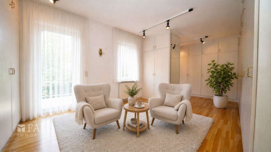 Repräsentatives Anwesen mit Wellnessbereich und eigenem Waldbestand - FALC Immobilien – Ankleide(t)raum
