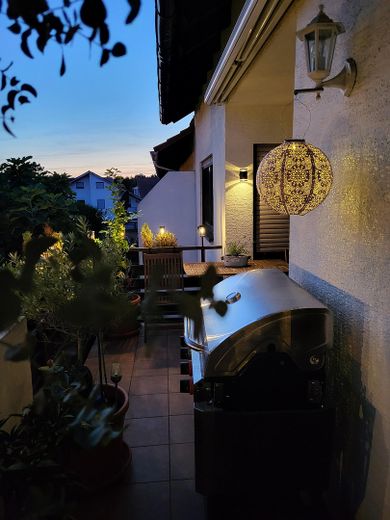 Balkon bei Dämmerung