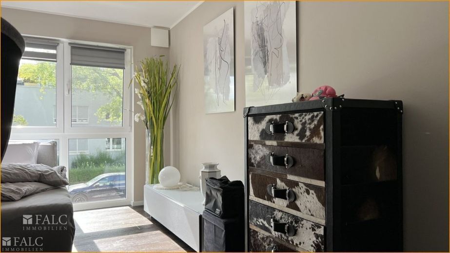 Willkommen zuhause: Attraktive 3-Zimmer-Wohnung in München-Solln mit Wohlfühlgarantie! – Schlafzimmer 1