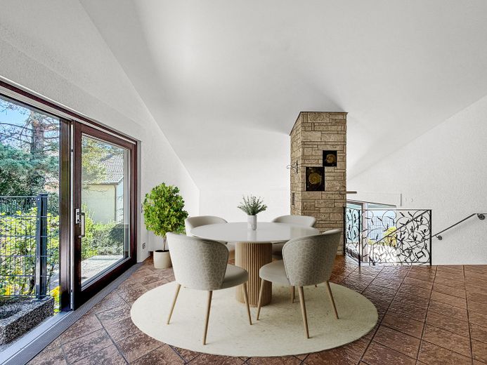 Heilbronn-Ost Bestlage: Architektenhaus mit Einliegerwohnung & Garten – Essbereich (Home staged)