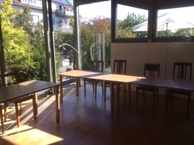 Großzügige Eigentumswohnung im 1. OG mit Studio und Garten – Studio