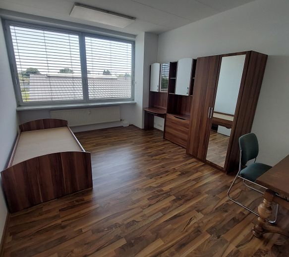 Zimmer zu vermieten 543 Euro barrierefrei – Zimmer
