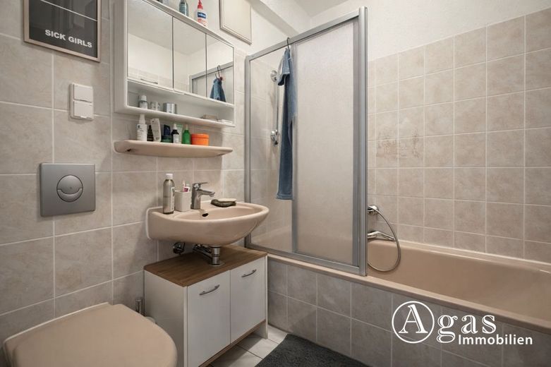 Berlin-Mitte! 3-Zimmer-Wohnung mit Balkon, derzeit vermietet – Bad