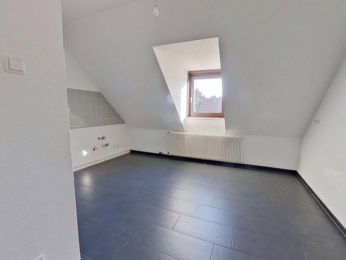 Bellissimo appartamento di 2 locali con ampia cucina e bagno con vasca – Ansicht I: Küche