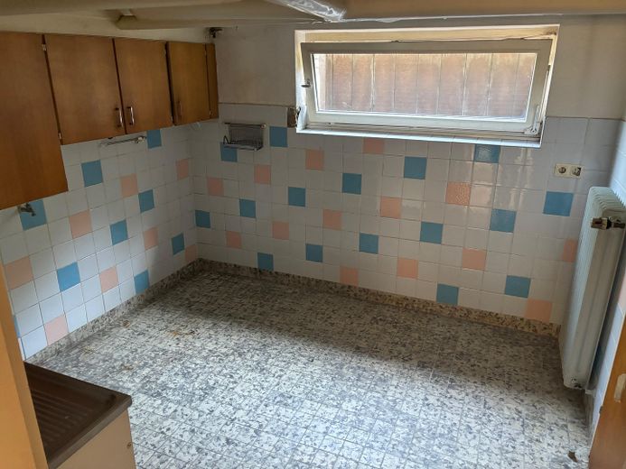 Bungalow mit großer Doppelgarage in ruhiger, zentraler Lage auf tollem Grundstück – Waschraum Keller 