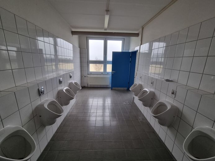 1.9 ha Bauland + Gewerbeobjekte + für Solar , Lager ab 99.000 Euro – Foto 35