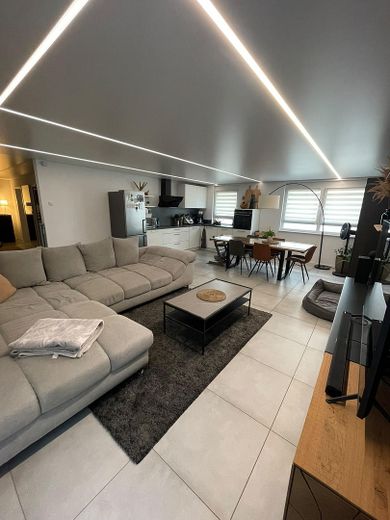 Moderne & ruhige  3,5 Zimmer Wohnung, sehr zentral – Foto 1