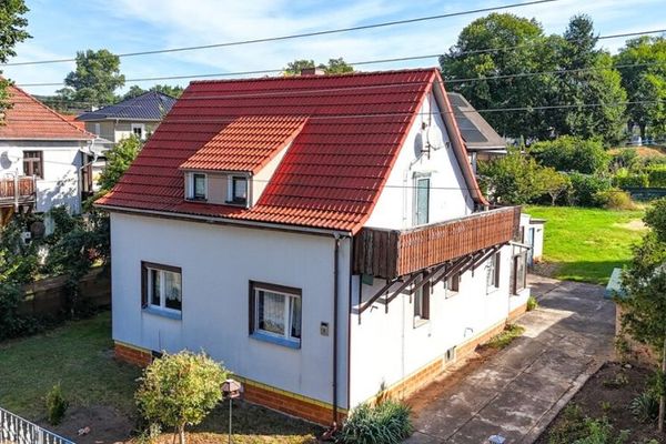*EFH in zentraler Lage von Weinböhla mit Ausbaupotenzial*5 Zimmer*Garage*910m² Grd.**provisionsfrei*