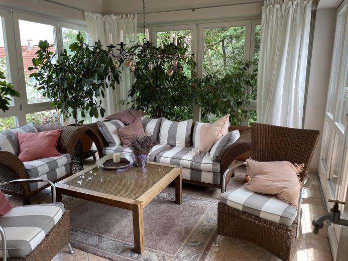 Wintergarten mit Ziegeldach