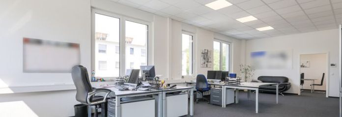 Neuwertige Büroimmobilie in attraktiver Lage von Wilferdingen!