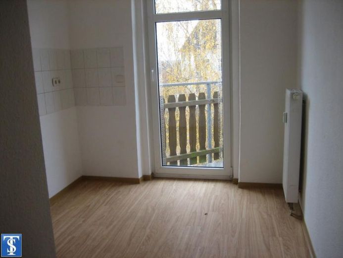 Objekt-Nr.: 12124 - vermietete 2-Zimmer-ETW mit Wanne und Balkon im DG in Plauen – Foto 1