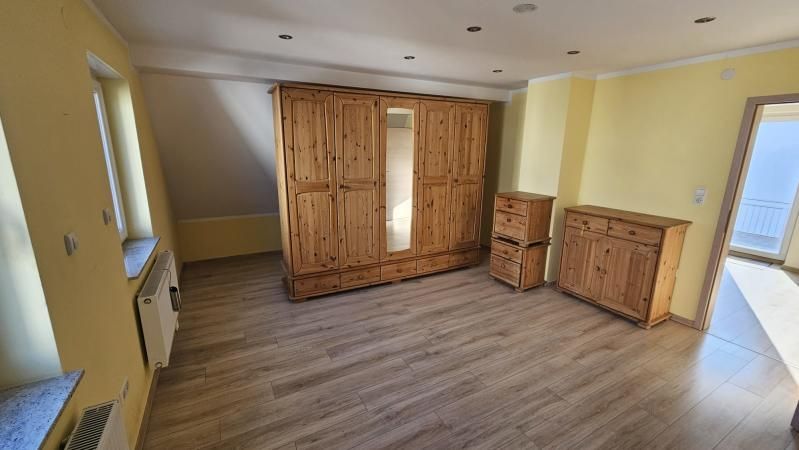 Sehr gepflegtes 4-Zimmer EFH mit Garten und 2 Terrassen Nähe Stadtpark in Lampetheim – Bild 10