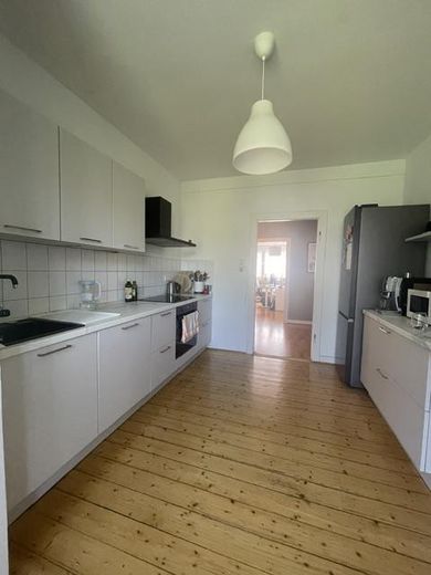 Sehr schöne 3-Zimmerwohnung mit Balkon in Eller! Bad mit Tageslichtfenster – Küche