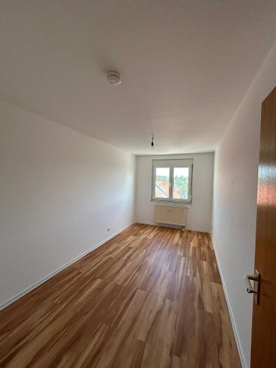 Première occupation après rénovation de haute qualité - cuisine intégrée possible - charmant 3ZKB avec vue dégagée sur Bretten – Kinderzimmer/Arbeitszimmer