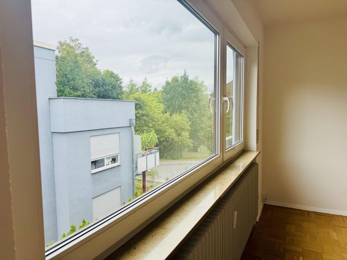 Gepflegte 3-Zimmerwohnung in Toplage von Heilbronn Ost – Blick aus Balkonfenster