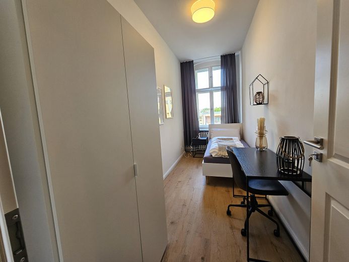 Erstbezug nach Sanierung: Stylische Zimmer in moderner 3er-WG in Berlin-Spandau! – Zimmer 2