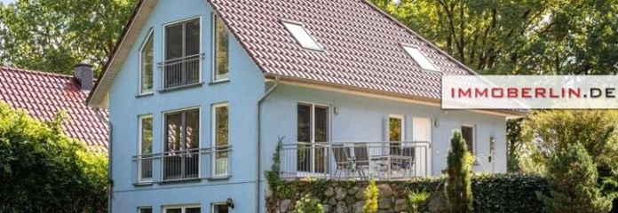 IMMOBERLIN.DE - Fantastisches Einfamilienhaus mit Südterrasse & Einliegerwohnung in traumhafter Lage