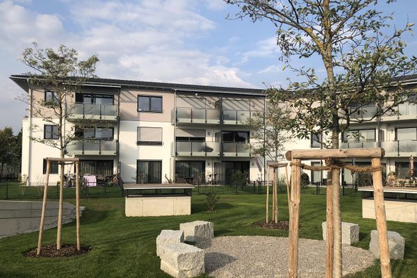 Piso de 2 habitaciones de alta calidad con soleado balcón orientado al suroeste: vivienda energéticamente eficiente en Buchloe