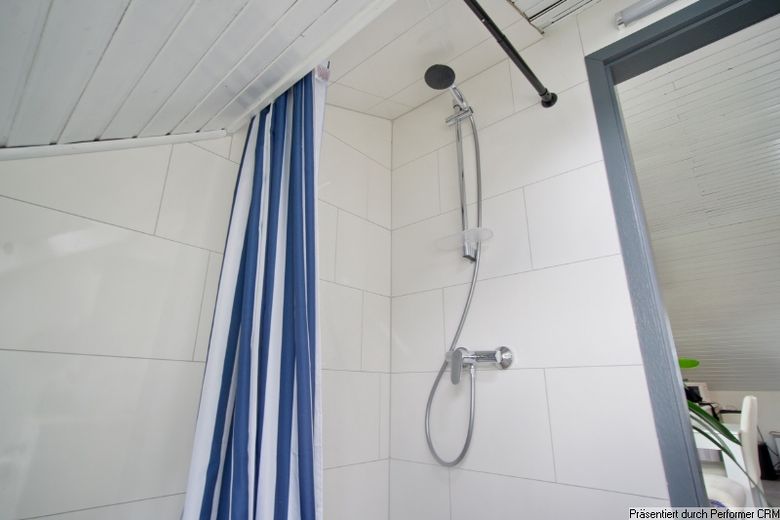 Volledig gemeubileerd 1-kamerappartement in Ratingen-Tiefenbroich, nabij luchthaven Düsseldorf. Maandelijkse schoonmaak inbegrepen. – b96731e62735577e911458c626b58a9352050be6.jpg