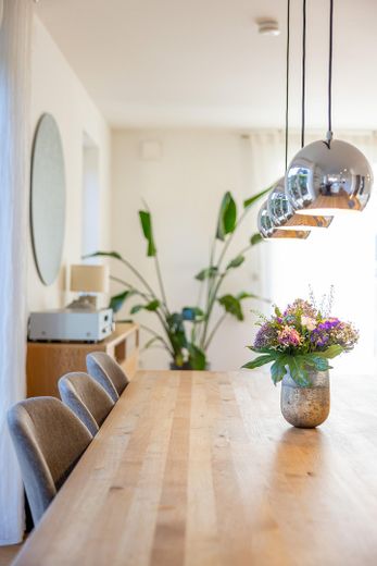 Blick ins Wohnzimmer