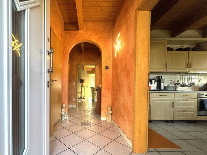 Warum noch Miete zahlen? Massiver Bungalow im Landhausstil in ruhiger Umgebung von Buchholz (Aller) – Flur Eingang