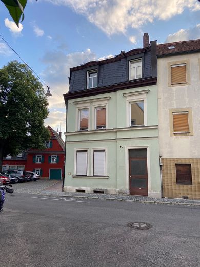 Sin comisión de particular: inmueble histórico de inversión con amortización por patrimonio (antiguo monasterio) – 3 viviendas + potencial de ampliación en Bamberg-Theuerstadt – Foto 5