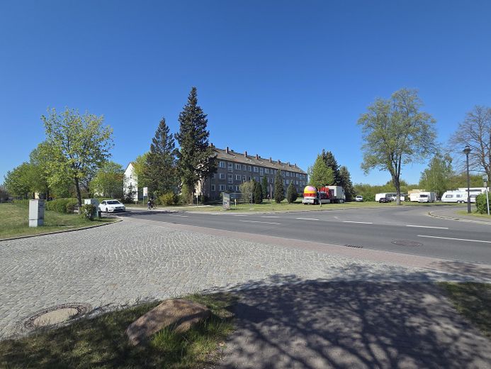 Von Privat: Mehrfamilienhaus mit 24WE in Gemeindekern von 02959 Schleife – MFH von Sparkasse aus