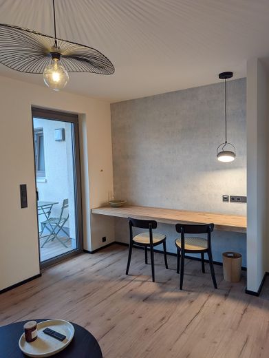 Voll möbliertes Apartment als Zweitwohnsitz auf Zeit im Zentrum von Greifswald – Arbeitsplatz