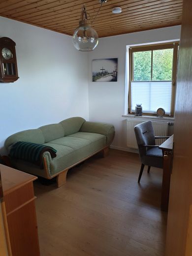 EG Büro mittlere Whg.
