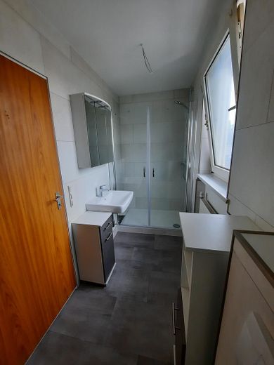 Wohnung 2 - Badezimmer