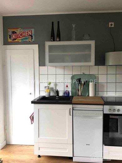 27018 HomeCompany Dresden Möbliert/Furnished 2-Zimmer-Apartment mit Balkon in Dresden-Nickern max. 1 Person – b01c7d51a5187f1eaf6704f41b6bb6cf97f21257.jpg